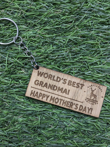 Wooden Train Style Keyring - Best Mam/Dad/Grandma/Grandad